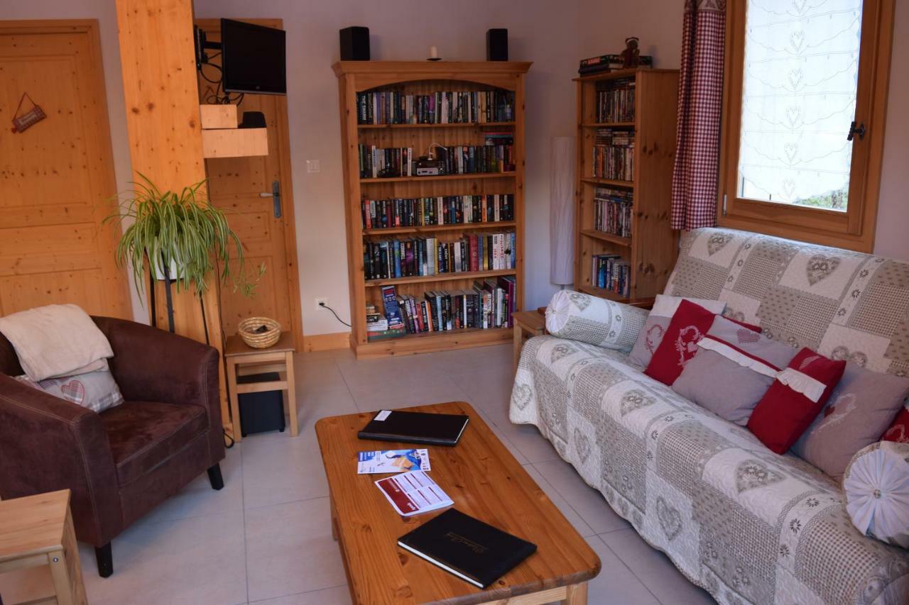 Apartment La Tibolire Sixt-Fer-a-Cheval Bagian luar foto